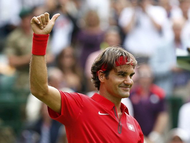 Líder do ranking mundial, o tenista Roger Federer, da Suíça, estreou com vitória sobre o colombiano Alejandro Falla |