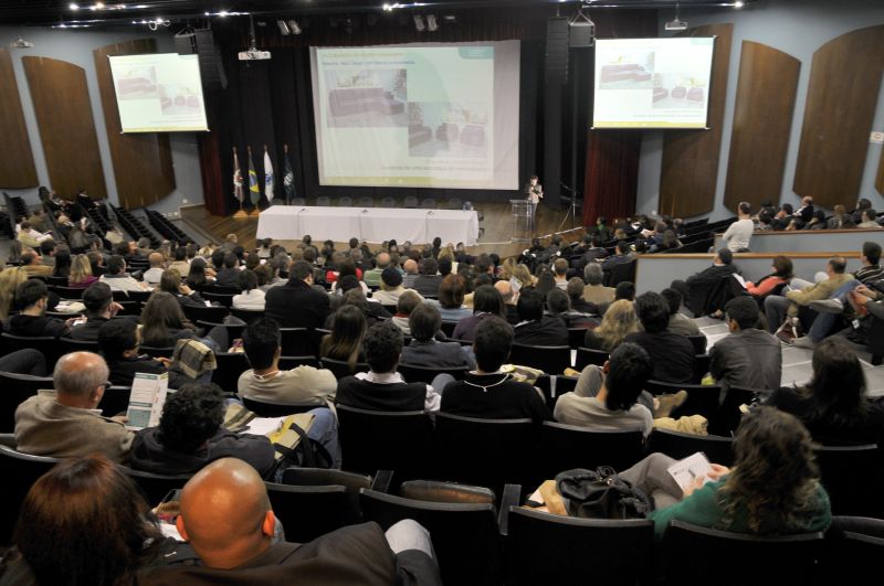 No Congresso Moveleiro empresários do setor discutem inovação | Daniel Caron/ Gazeta do Povo