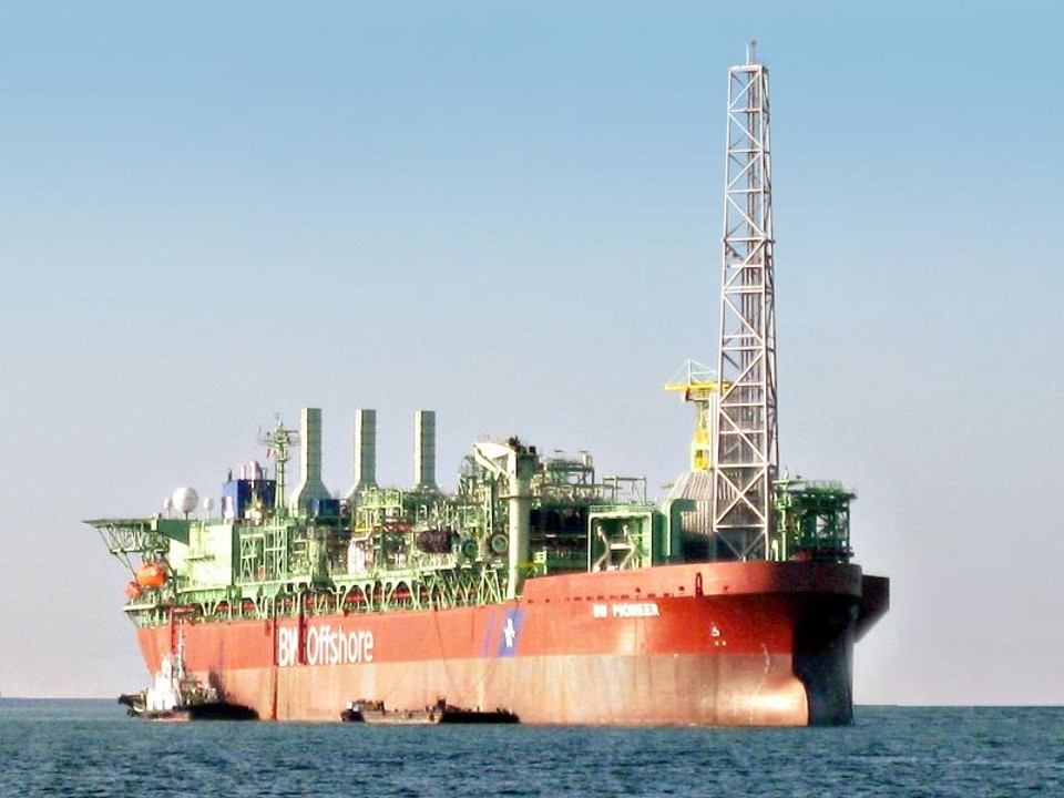 Plataforma Pioneer, no campo de Cascade, no Golfo do México: produção da Petrobras no exterior foi de 253 mil barris equivalentes por dia | Agência Petrobras