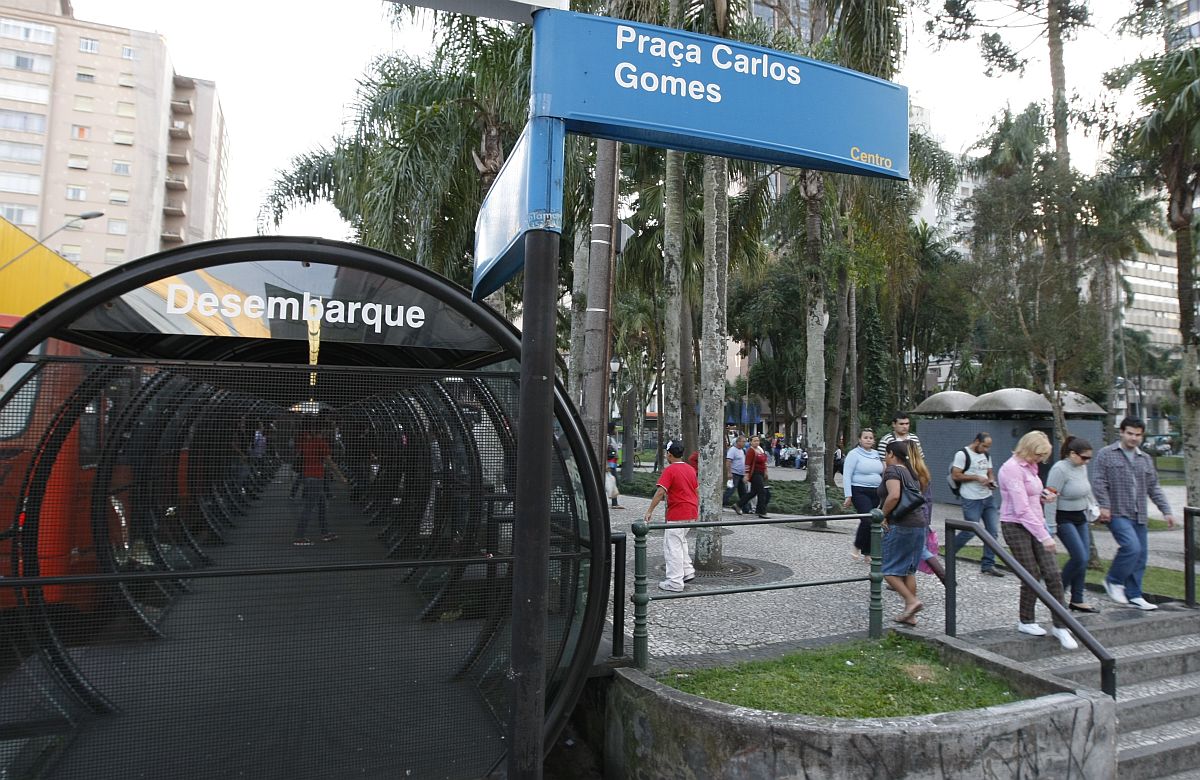 De acordo com Sindimoc, aconteceram quase 3 mil roubos a funcionários e usuários do sistema de transporte da capital ano passado | Daniel Castellano / AGP / Agência de Notícias Gazeta do Povo