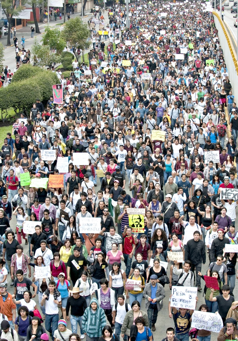 Simpatizantes de López Obrador, o segundo colocado na eleição, protestam contra fraude | Reuters