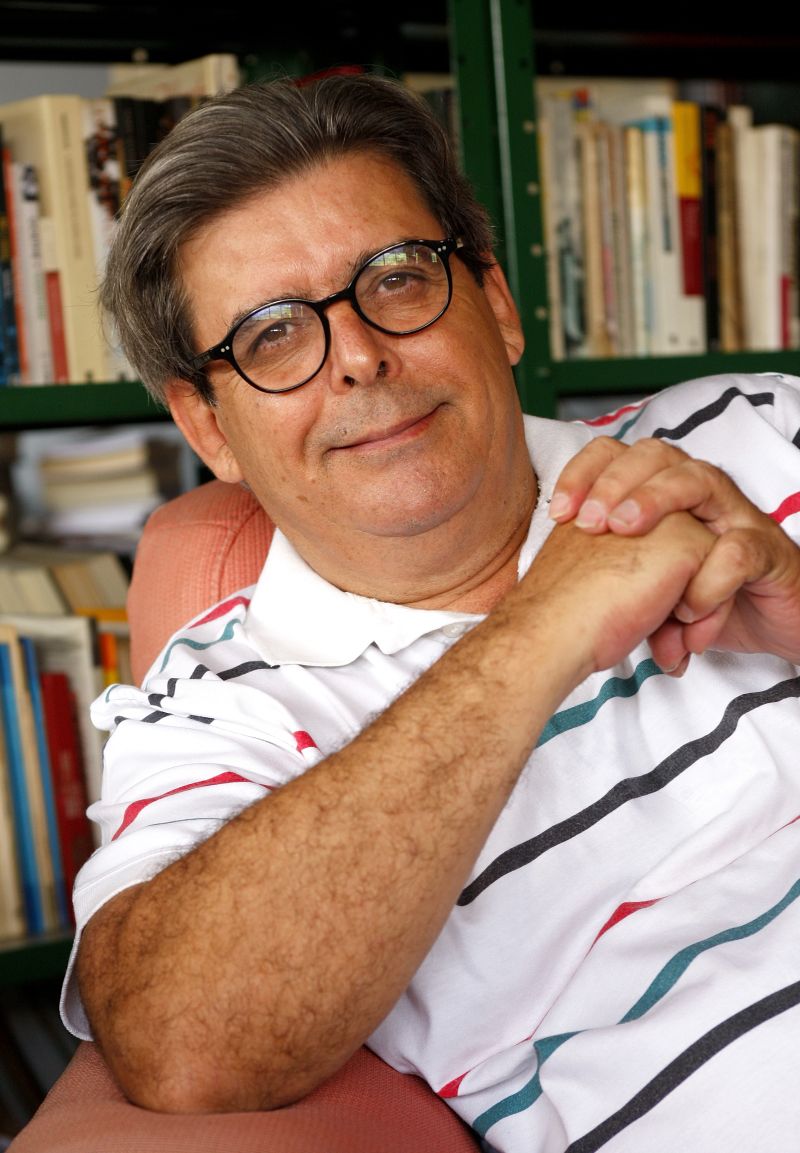 O escritor recria os prostíbulos da obra de Dalton Trevisan | Hugo Harada/Gazeta do Povo