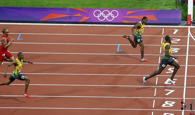 Blake chegou a pressionar Bolt no fim da prova | 