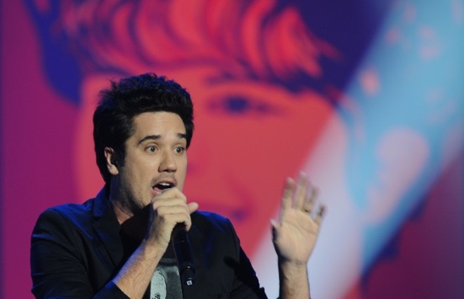 Rogério Flausino, da banda Jota Quest, também participou do show |