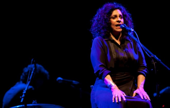 O espetáculo apresentou as músicas do álbum concebido e dirigido por Caetano Veloso |