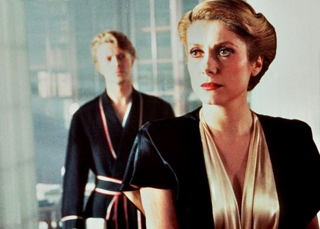 O cult Fome de Viver (1983): estreia icônica na direção |