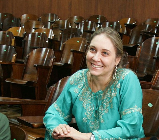 Liana Leão, professora de Letras Estrangeiras Modernas da Universidade Federal do Paraná, especialista em Shakespeare e autora de diversos livros para o público infantil |