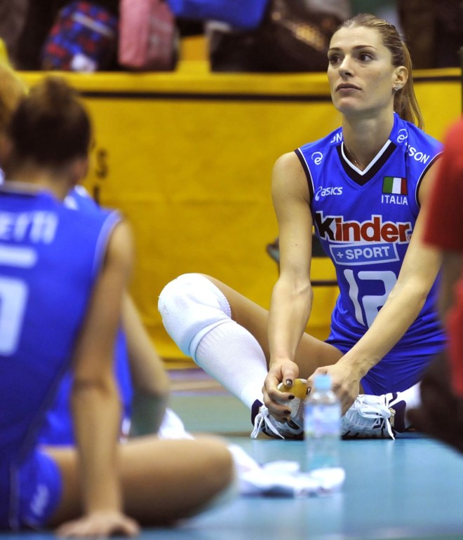 Francesca Piccinini, da Itália, se concentra antes de entrar em quadra | 