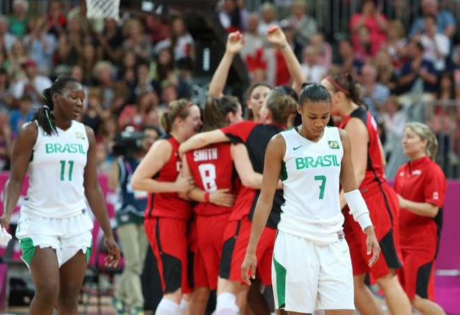 Jogadora brasileira sai frustrada de quadra: eliminação na primeira fase | 
