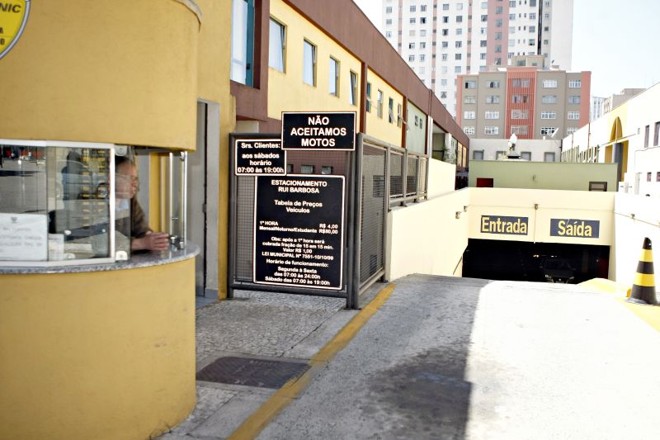 Pioneira na cidade, a garagem da Rui Barbosa passará a ser operada por um consórcio privado |