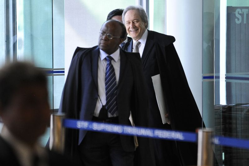 Barbosa à frente de Lewandowski: mais uma briga entre o relator e o revisor do mensalão | Fábio Rodrigues Pozzebom/ABr