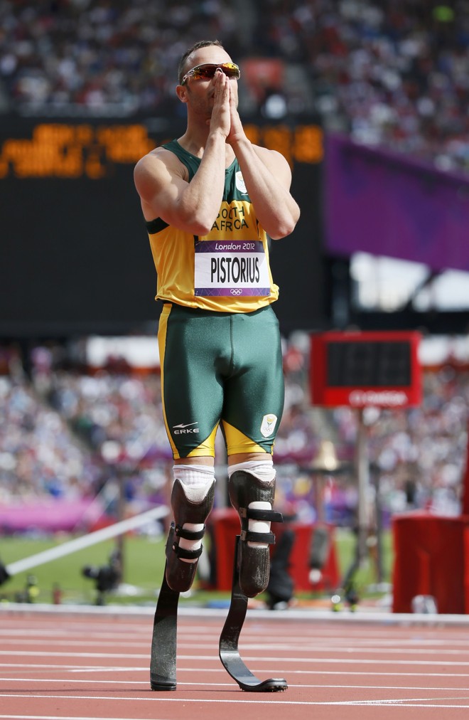 Pistorius foi o primeiro atleta com as pernas amputadas abaixo do joelho a participar de uma Olimpíada |