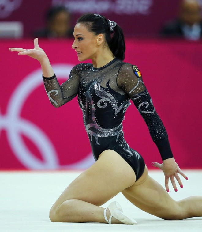 A romena Catalina Ponor levou uma prata e um bronze na ginástica artística | 