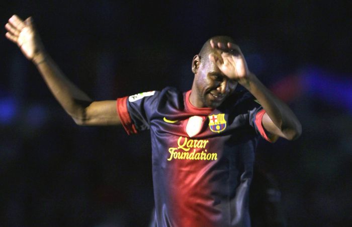 O lateral-esquerdo Abidal na apresentação do elenco do Barelona para a temporada 2012-1013 | Toni Albir / EFE