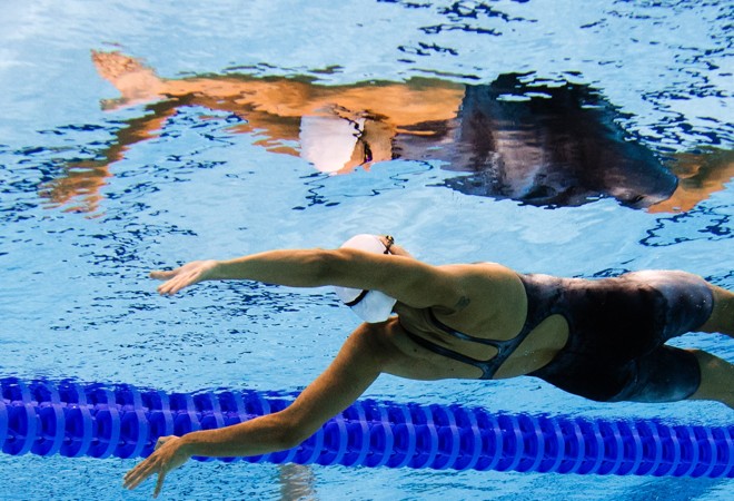 A francesa Laure Manudou, nos 200m costas | 