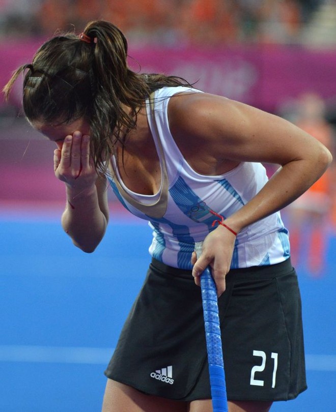 Mariela Scarone, da Argentina, se fere na partida | 