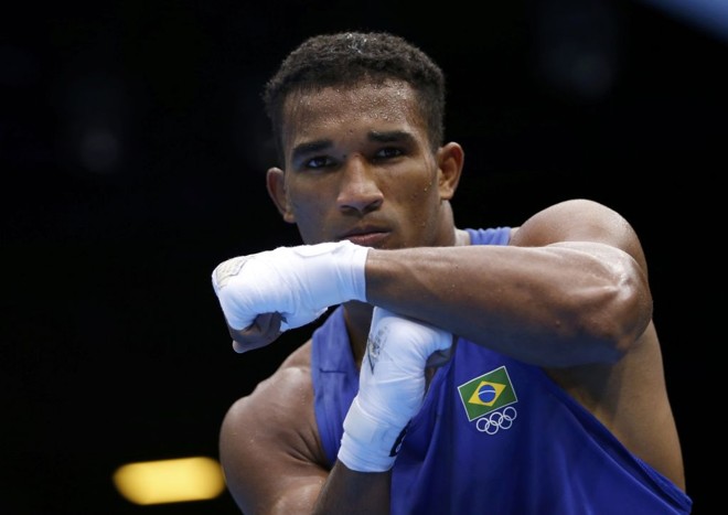 Esquiva homenageia o pai, Touro Moreno |