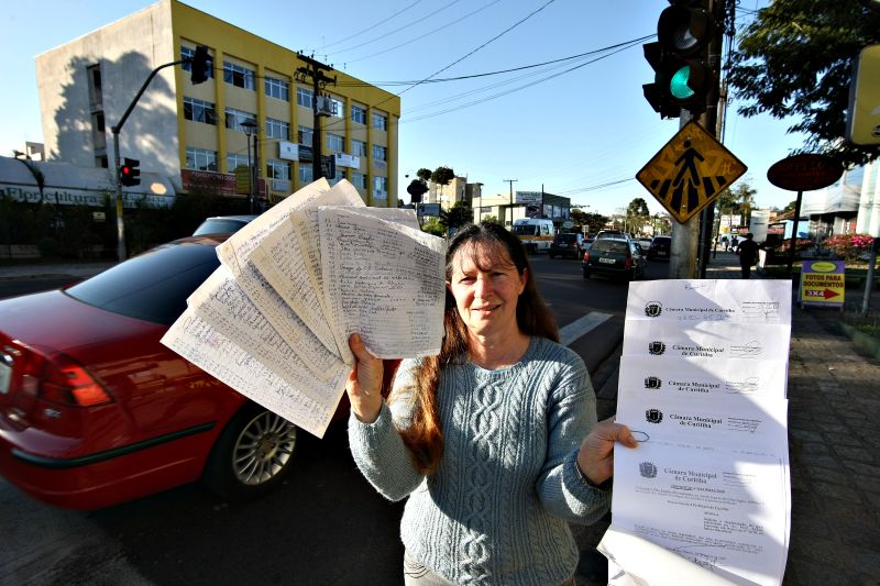 Cleusa: abaixo-assinado e negativas da prefeitura para deixar a Erasto mais segura | Ivonaldo Alexandre/ Gazeta do Povo