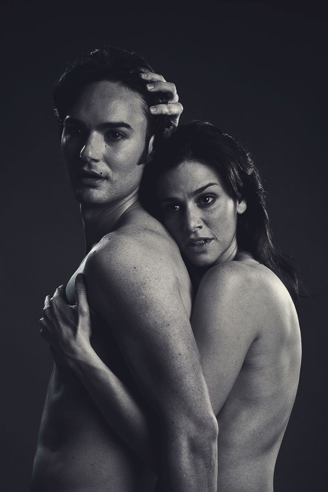 Gustavo e Guenia interpretam um casal hiperbólico |