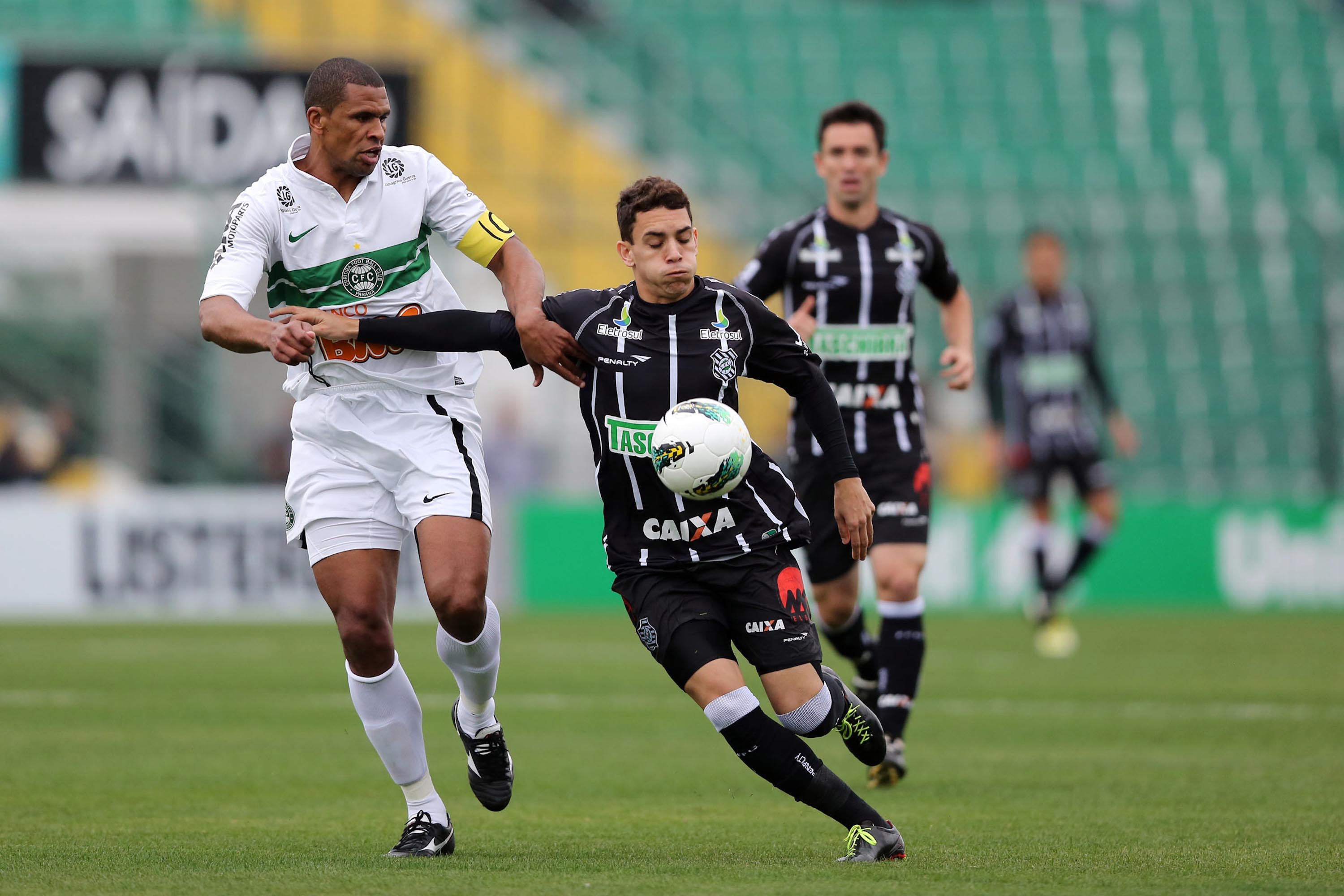 Coritiba não segurou o Figueira | Cristiano Andujar/ Folhapress