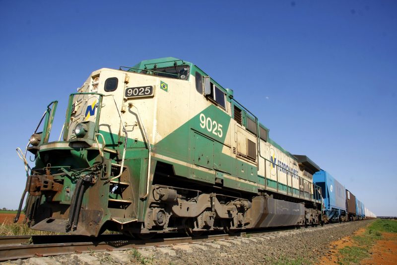 Trem da Ferronorte, em Chapadão do Sul (MS): Paraná é sede da maior empresa do setor, a ALL, mas companhias de todo o país têm escassez de profissionais | Hugo Harada/ Gazeta do Povo