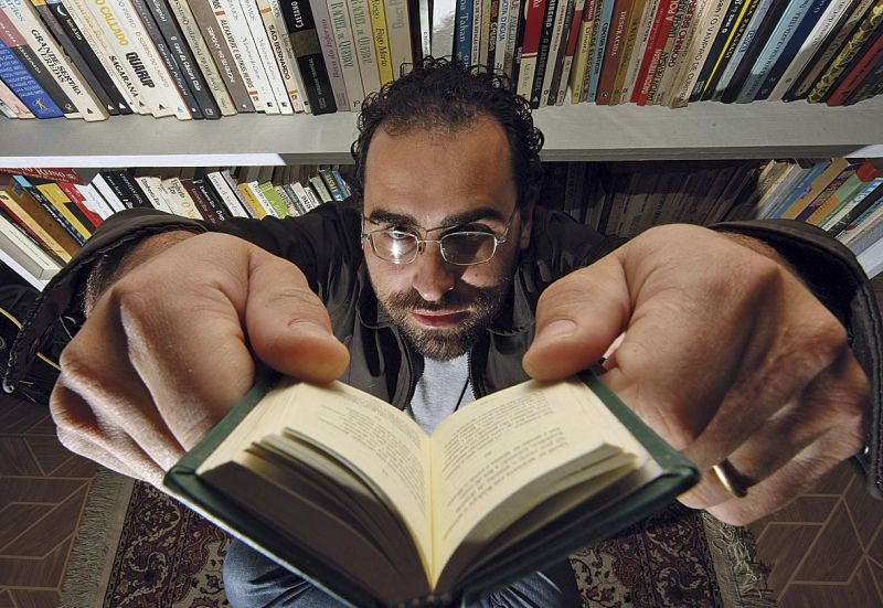 Claudecir Rocha acredita que apresentar o livro certo a alguém pode formar um leitor | Ivonaldo Alexandre/Gazeta do Povo