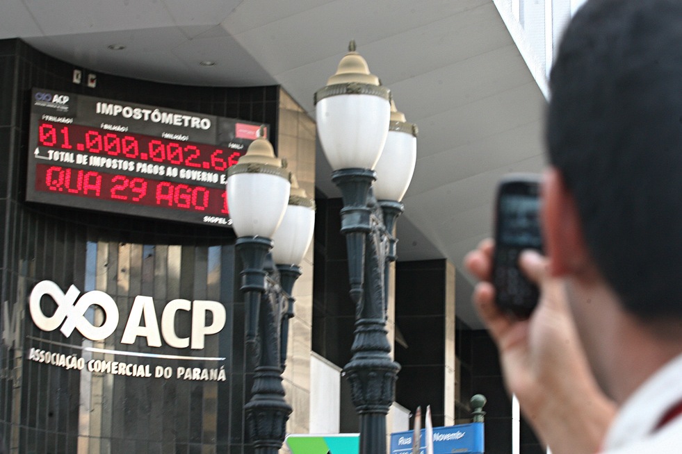 Marca foi atingida às 16h45 desta quarta-feira em Curitiba | Felipe Rosa/Gazeta do Povo