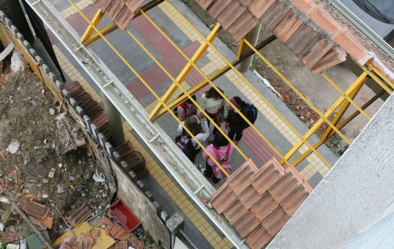 Os problemas mais comuns encontrados nas escolas estaduais do Paraná estão no forro e nas partes hidráulica e elétrica dos prédios | Daniel Castellano/Gazeta do Povo