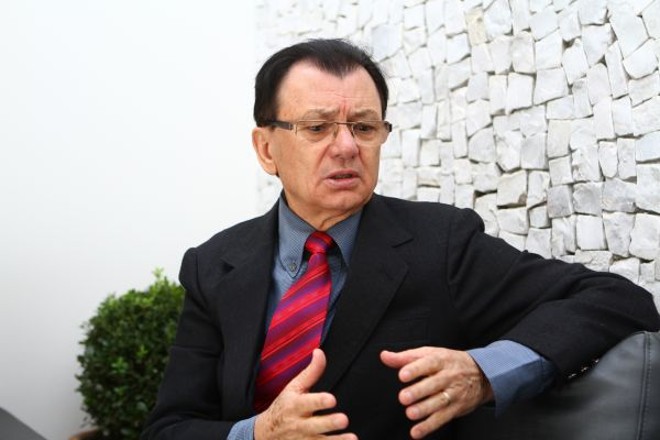 José Joaquim Ribeiro: cautela para tomar posse na prefeitura |