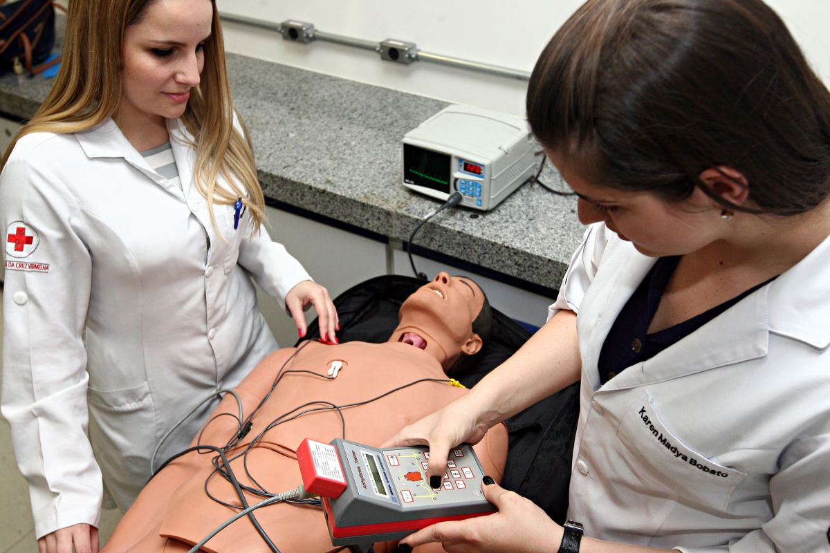 Laboratório de Habilidades Clínicas e Simulação da UP | Felipe Rosa / Gazeta do Povo