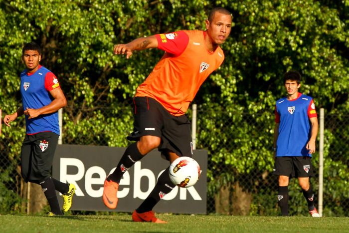 Luis Fabiano marcou dois gols contra o Corinthians e voltou a ser especulado na seleção brasileira | Luiz Pires / Vipcomm