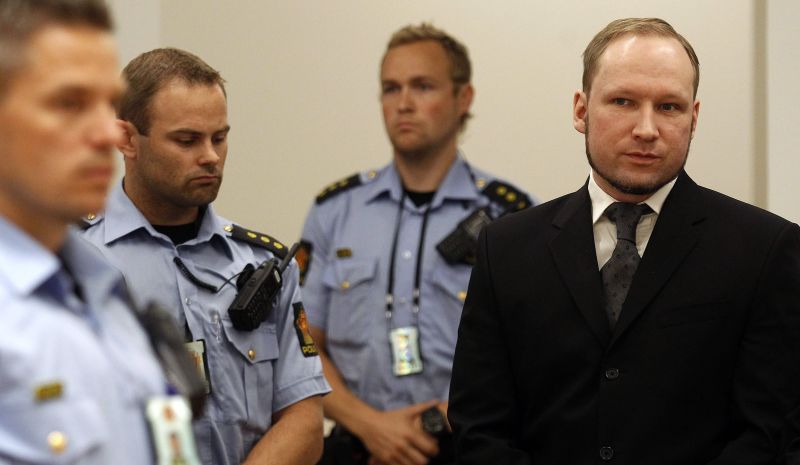 Anders Breivik passará a cumprir sua pena em um centro de segurança máxima em Ila, ao oeste de Oslo, onde permanece em prisão preventiva há um ano | Reuters/Stoyan Nenov