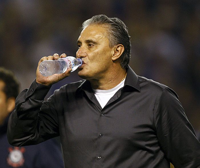 Para o técnico Tite, Corinthians ainda está em processo de ajuste no Brasileiro | Martin Acosta / Reuters