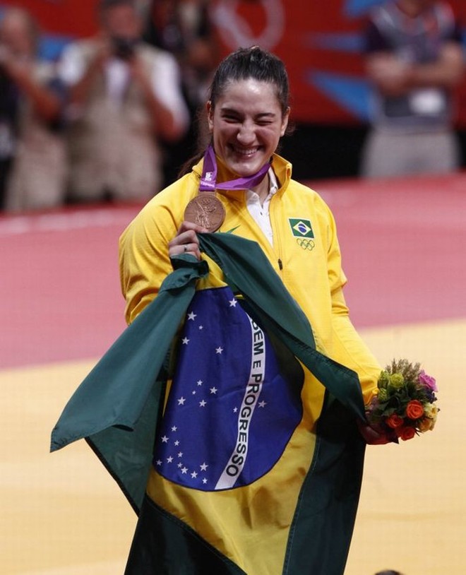 Brasileira exibe o bronze no judô. Favorita na competição, Mayra Aguiar fecha participação no terceiro lugar |