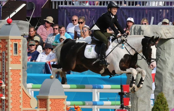 Yane Marques durante a estapa do hipismo do pentatlo: medalha inédita para o Brasil na modalidade |