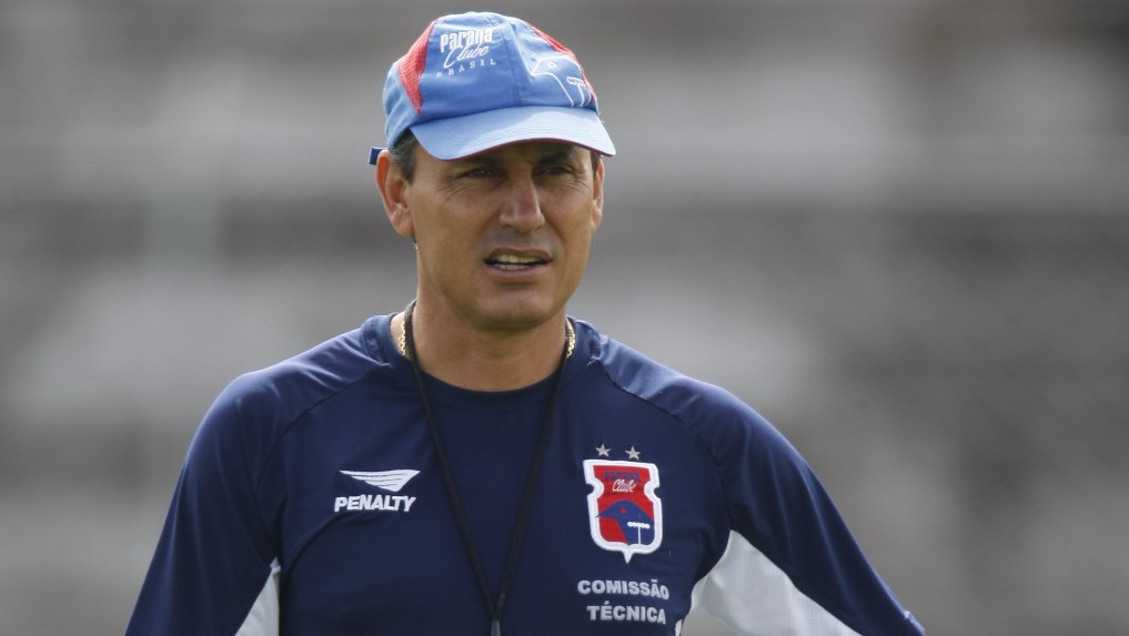 Paulo Comelli, que comandou o Paraná em 2011, foi sondado pelo Atlético | Antônio Costa/ Gazeta do Povo