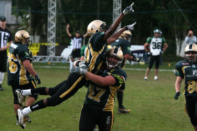 Treino do Curitiba Predadores, segundo lugar na Divisão Leste da Conferência Sul do Campeonato Brasileiro de Futebol Americano 2012 | 