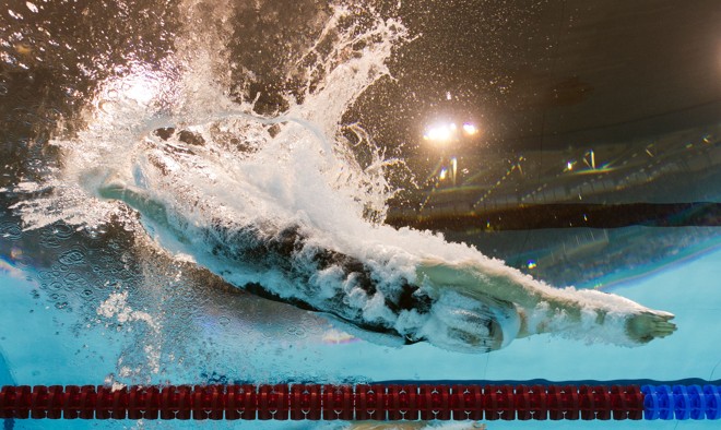A francesa Camille Muffat compete nos 200m nado livre | 