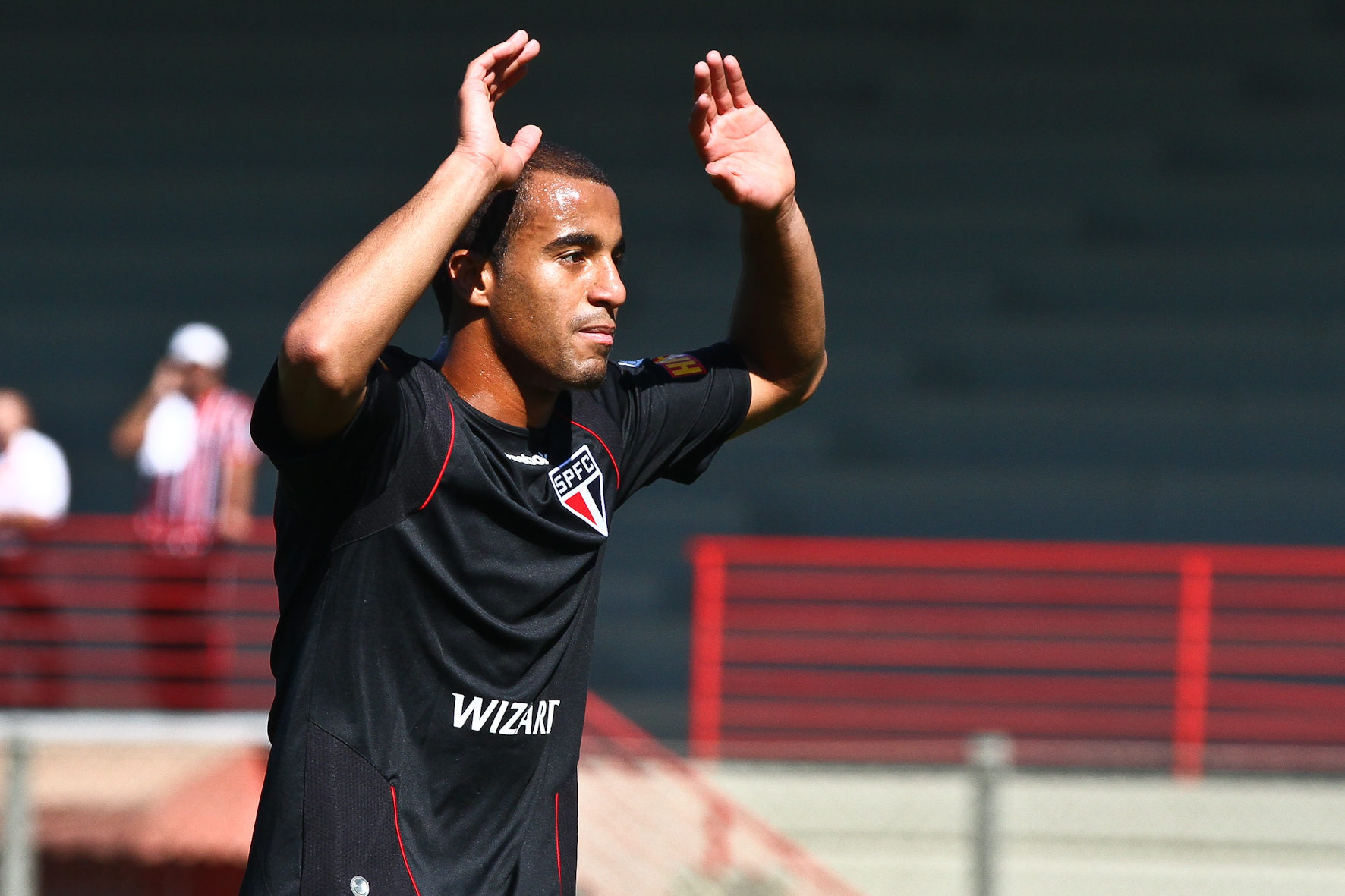 Lucas vai vestir a camisa do São Paulo depois de mais de um mês com a seleção brasileira | Luiz Pires/VIPCOMM