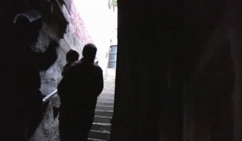 Vídeo divulgado pelo governo da Tartária mostrou o local onde a seita muçulmana confinou seus membros por mais de dez anos | AFP Photo