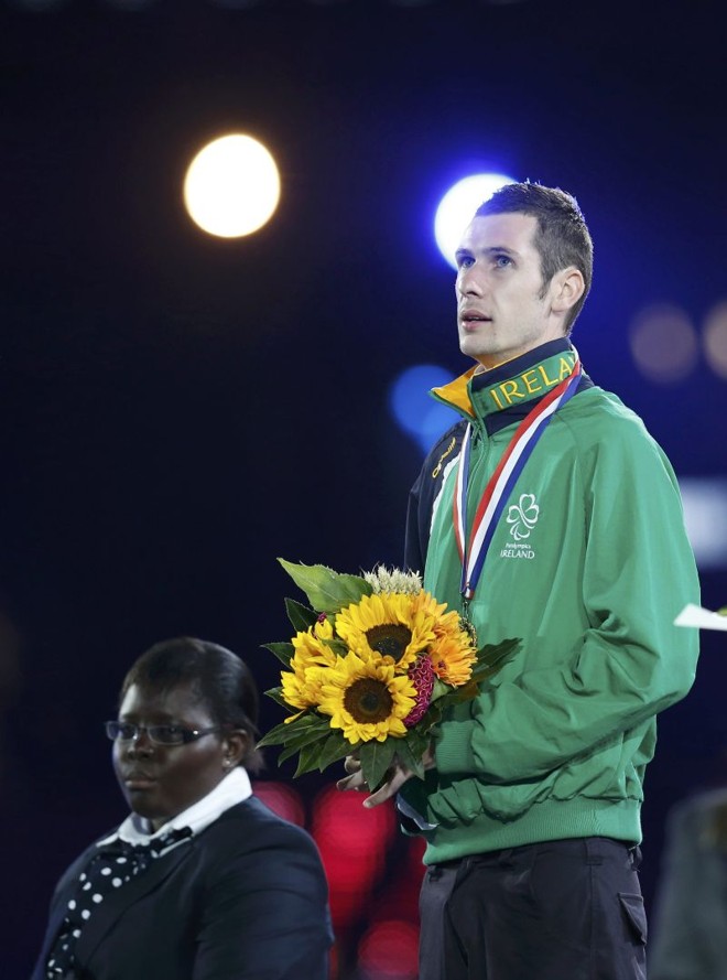Medalhista irlandês Michael McKillop recebe o prêmio Whang Youn Dai Achievment por simbolizar o espírito olímpico | 