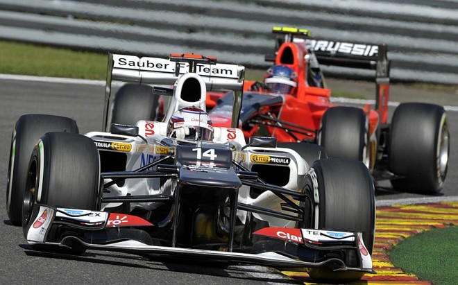 Kobayashi surpreendeu nos treinos com o segundo lugar, enquanto que o francês Charles Pic, ao fundo da Marussia, esteve longe de repetir seu desempenho em um dos treinos livres, ficando em 22º | 