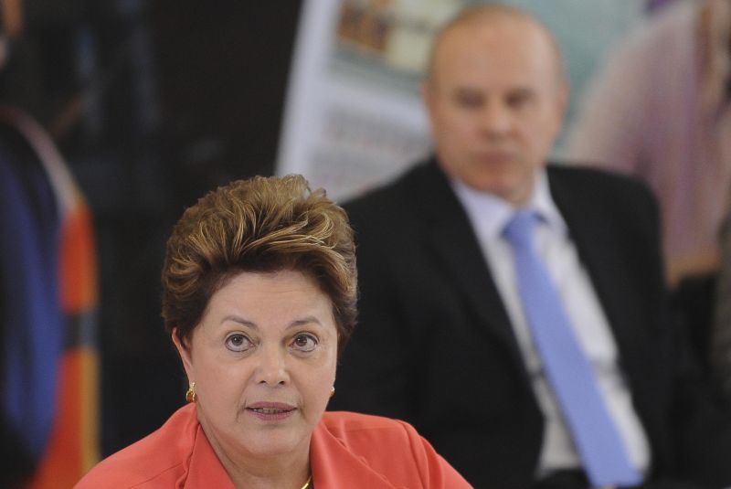 Dilma Rousseff, com o ministro Guido Mantega: medidas despertaram reação no Paraná | Wilson Dias/ABr