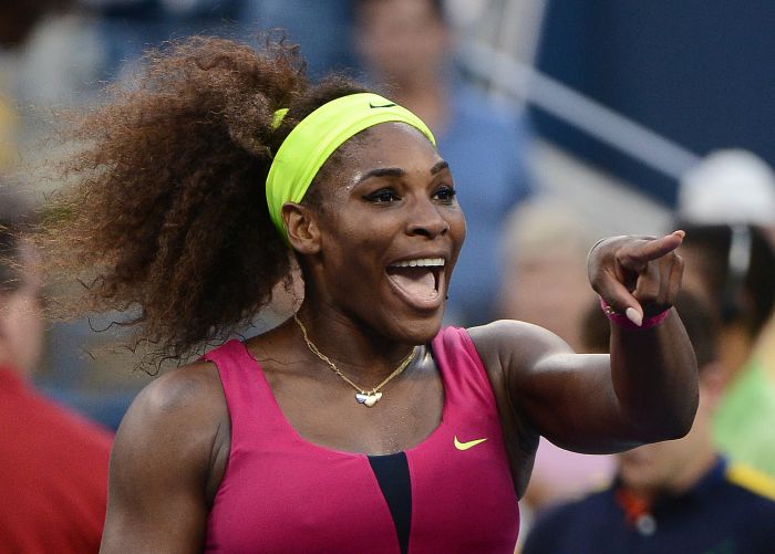 Serena comemora vitória sobre Sara Errani. Tenista norte-americana garante vaga na final em busca de mais um título no US Open | Emmanuel Dunand/AFP