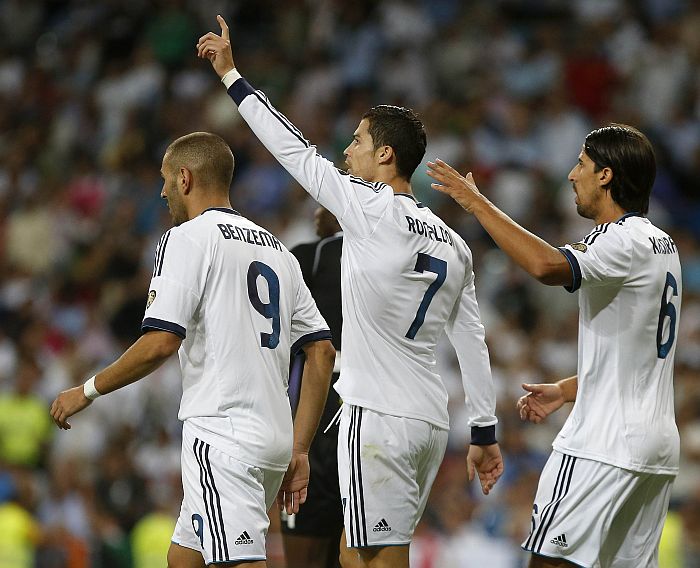 Cristiano Ronaldo marcou o primeiro do Real Madrid contra o Granada aos 25 do primeiro tempo | Reuters