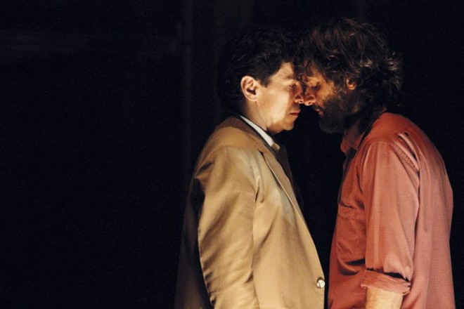 O Idiota Uma Novela Teatral, de Cibele Forjaz, adapta o romance de Dostoievski em peça com duração de seis horas |