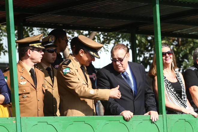 Palanque de autoridades foi marcado pela ausência do prefeito José Joaquim Ribeiro (PSC), envolvido em denúncias de corrupção |
