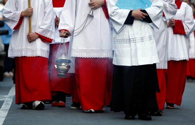 Homenagem à Padroeira incluiu uma procissão na Festa da Luz |