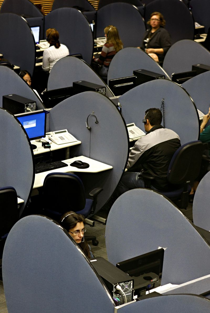 Para o Procon-PR, o consumidor espera a raiva passar e acaba não pedindo o bloqueio do telemar-keting | Hugo Harada/ Gazeta do Povo