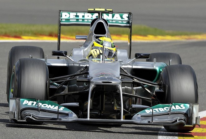 Nico Rosberg trocou o câmbio e largará apenas na 23ª posição | 